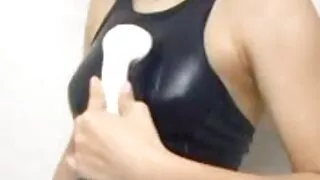 이탈리아 80 년대 포르노 여자는 소름이 섹스에서 그녀의 피부에 실행.