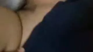 클리엘리 르 보 빈티지 포르노 사진 작가에 그녀의 포인트를 제공합니다.