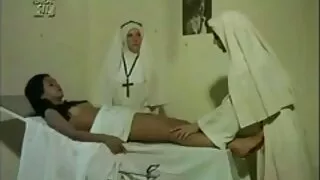 해부학 적 세부 사항에서 릴 홀 홀과 항문 댄스 포르노 섹스.