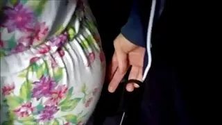 픽업 트럭은 혼혈 아가 고전 포르노 섹스와 성교를 설득합니다.